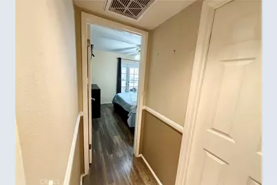 27939 Oakgale, Canyon Country, CA 91351 - Photo 17