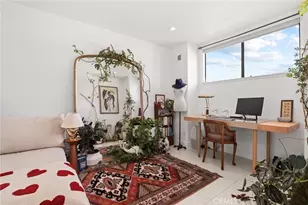 10926 Bluffside Dr, Studio City, CA 91604 - Photo 15