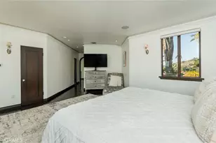 330 Kempton Rd, Glendale, CA 91202 - Photo 49