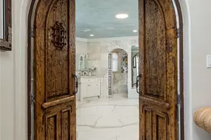 330 Kempton Rd, Glendale, CA 91202 - Photo 27