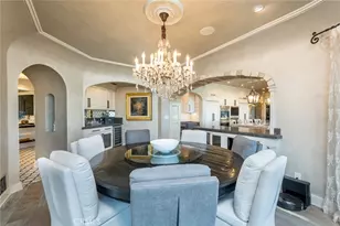 330 Kempton Rd, Glendale, CA 91202 - Photo 17