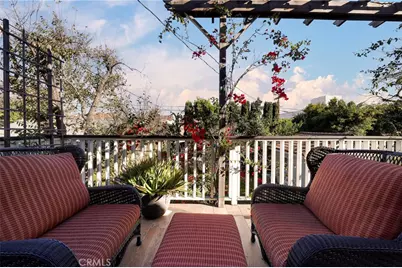 898 S Victoria, Los Angeles, CA 90005 - Photo 49