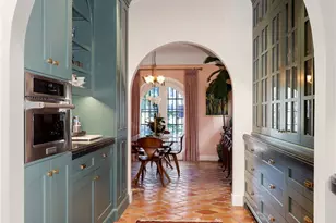 898 S Victoria, Los Angeles, CA 90005 - Photo 23