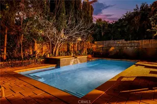 898 S Victoria, Los Angeles, CA 90005 - Photo 51