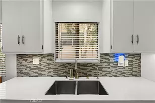 1045 N Kings Road, West Hollywood, CA 90069 - Photo 7