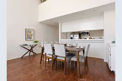 11044 Acama Street #302, Studio City, CA 91602 - Photo 17