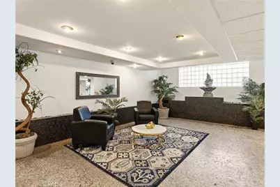 11044 Acama Street #302, Studio City, CA 91602 - Photo 7