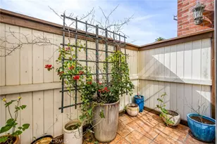 4374 Ventura Canyon, Sherman Oaks, CA 91423 - Photo 3