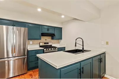 6525 La Mirada Avenue #112, Los Angeles, CA 90038 - Photo 3