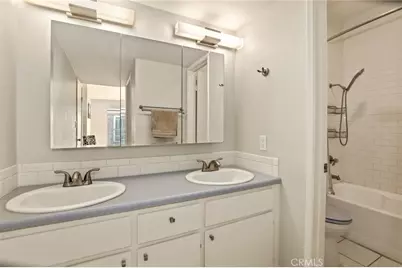 6525 La Mirada Avenue #112, Los Angeles, CA 90038 - Photo 9