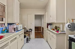 441 Dartmouth Rd, Burbank, CA 91504 - Photo 11