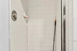 441 Dartmouth Rd, Burbank, CA 91504 - Photo 23