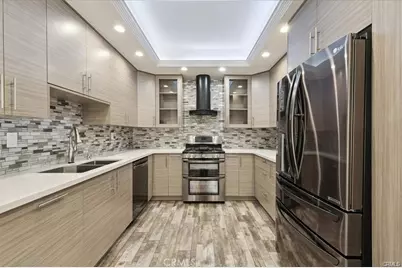 10831 Roycroft Street #72, Los Angeles, CA 91352 - Photo 7