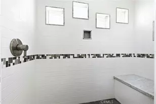 1025 N Screenland Dr, Burbank, CA 91505 - Photo 25