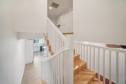 19545 Sherman Way, Reseda, CA 91335 - Photo 13