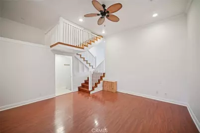 19545 Sherman Way, Reseda, CA 91335 - Photo 5