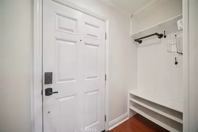 19545 Sherman Way, Reseda, CA 91335 - Photo 3