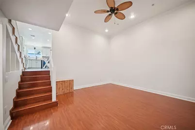 19545 Sherman Way, Reseda, CA 91335 - Photo 5