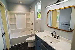 1925 W Parkside, Burbank, CA 91506 - Photo 27