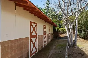 1925 W Parkside, Burbank, CA 91506 - Photo 35