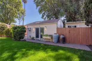 5233 Lemp Ave, Valley Village, CA 91601 - Photo 37