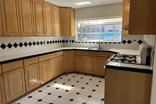 6443 Longridge, Van Nuys, CA 91401 - Photo 5