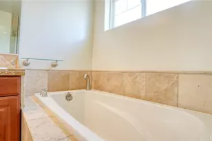 10752 Hortense, North Hollywood, CA 91602 - Photo 31