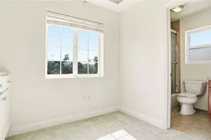 10752 Hortense, North Hollywood, CA 91602 - Photo 23
