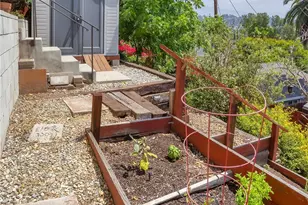 1004 Dexter St, Los Angeles, CA 90042 - Photo 33