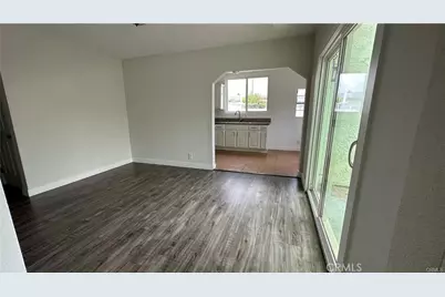 10954 Herrick Avenue, Pacoima, CA 91331 - Photo 5