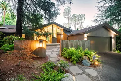 5128 Hillard, La Canada Flintridge, CA 91011 - Photo 1