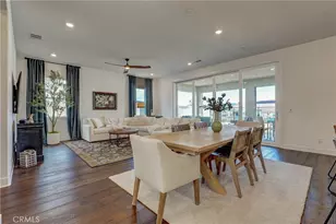 24537 Via Sendero, Valencia, CA 91354 - Photo 7