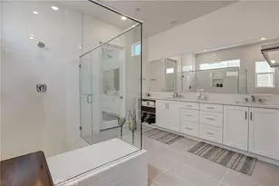 24537 Via Sendero, Valencia, CA 91354 - Photo 15