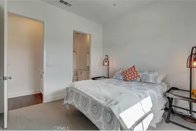 24537 Via Sendero, Valencia, CA 91354 - Photo 13