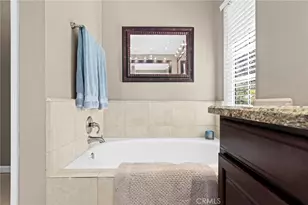 841 Sunstone St, Westlake Village, CA 91362 - Photo 23