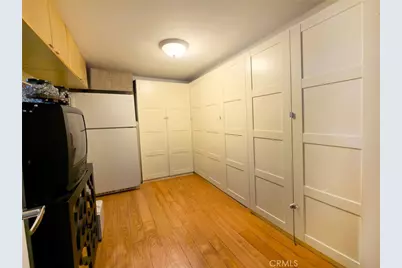 9788 Via Zibello, Burbank, CA 91504 - Photo 21