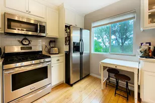 9788 Via Zibello, Burbank, CA 91504 - Photo 11