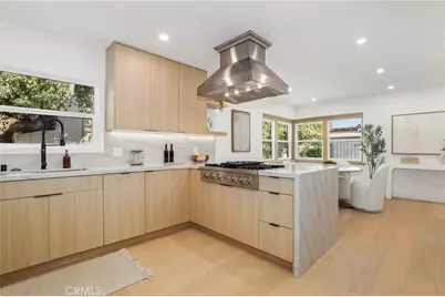 23856 Aetna, Woodland Hills, CA 91367 - Photo 15