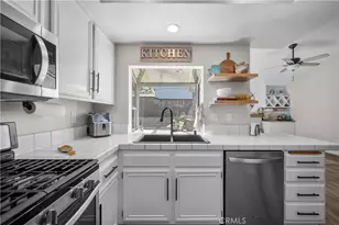 28518 Victoria, Castaic, CA 91384 - Photo 13