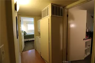 525 S Shelton, Burbank, CA 91506 - Photo 15