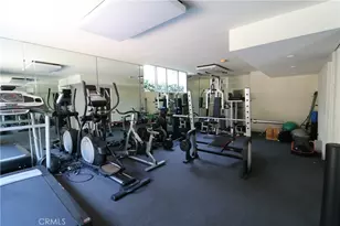 525 S Shelton, Burbank, CA 91506 - Photo 19