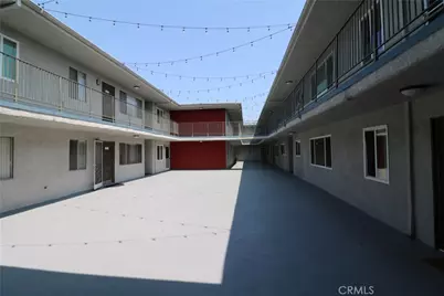 525 S Shelton #102, Burbank, CA 91506 - Photo 3