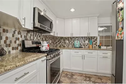 20604 Lemmer Street, Chatsworth, CA 91311 - Photo 21