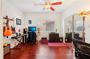 1015 S Mansfield Ave, Los Angeles, CA 90019 - Photo 35