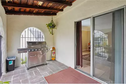 1015 S Mansfield Avenue, Los Angeles, CA 90019 - Photo 23