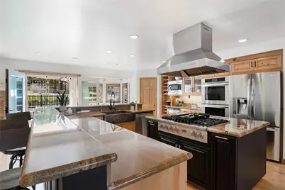 922 Carefree Drive, Simi Valley, CA 93065 - Photo 15