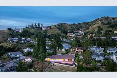 9960 Milburn, Los Angeles, CA 91352 - Photo 17