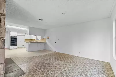 9960 Milburn, Los Angeles, CA 91352 - Photo 25