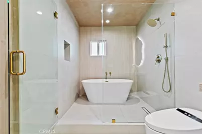 8321 Outland View, Los Angeles, CA 91352 - Photo 25