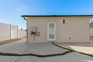 8321 Outland View, Los Angeles, CA 91352 - Photo 39